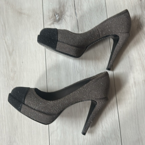 Chanel Escarpins glitter heels Pumps Brown size 7.5 NWT in box - Picture 8 of 10